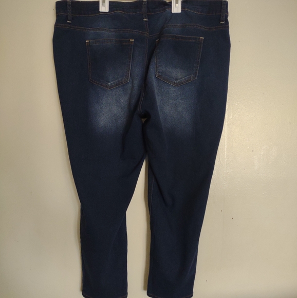 Rampage Women's Plus Size 24W Dark Wash Jeans - Picture 2 of 12